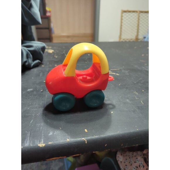 Vintage Little Tikes Cozy Coupe Toddle Tots Vehicle Toy 4.5" - Picture 1 of 6